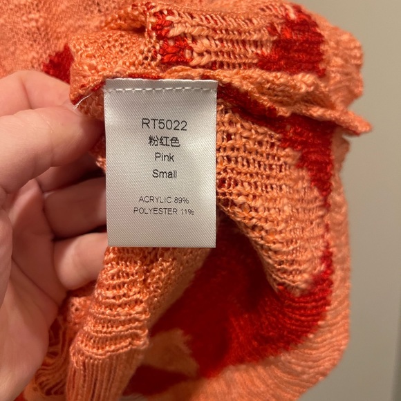 Heart sweater small - Picture 4 of 4